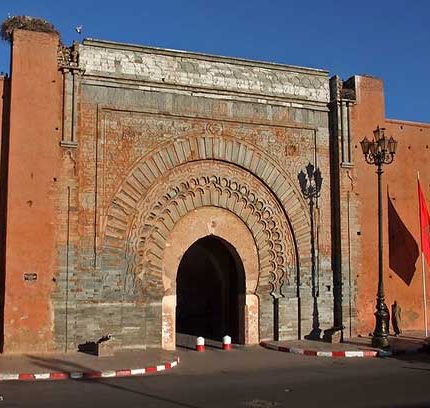 porte aux remparts de marrakech